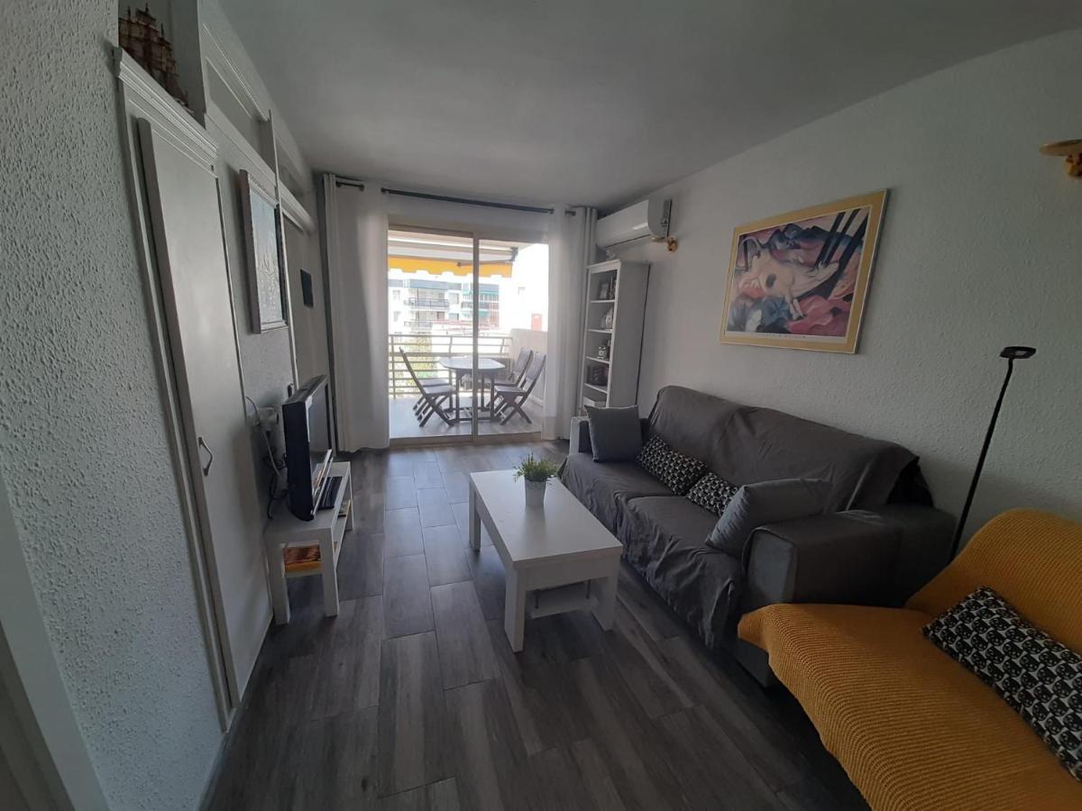 Apartamento En El Centro De 살루 외부 사진